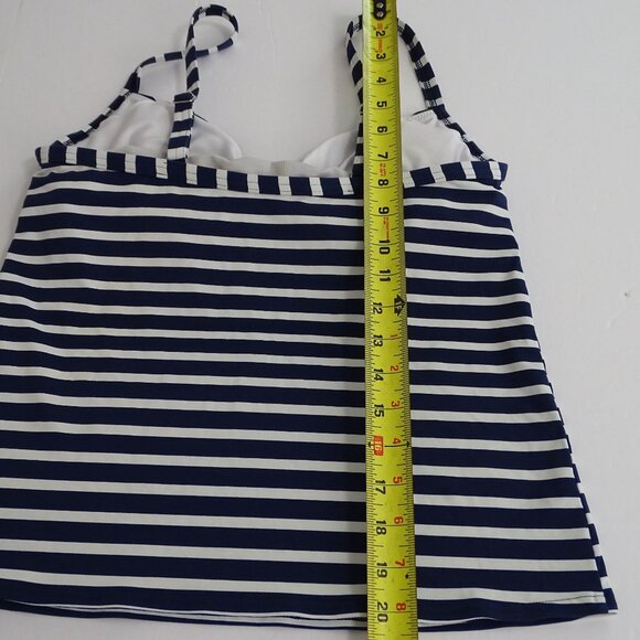 Lands End Blue Striped Tankini Swim Top Women Size 8 Built In Padded Bra - Picture 9 of 9